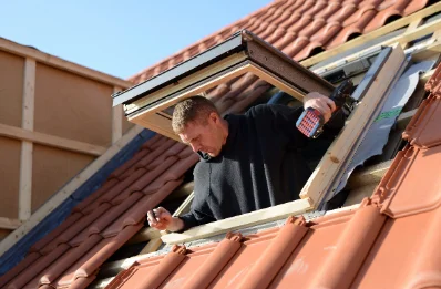 Pose de fenêtres de toit Velux à Anquetierville